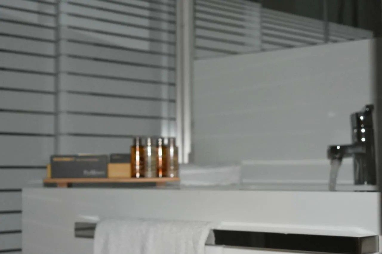 Parktower Suites Beirut 4*,  Libanon